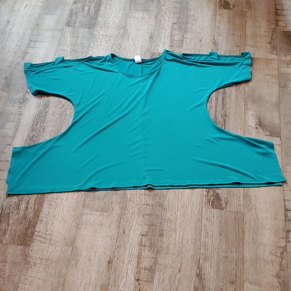 Come and See blouse